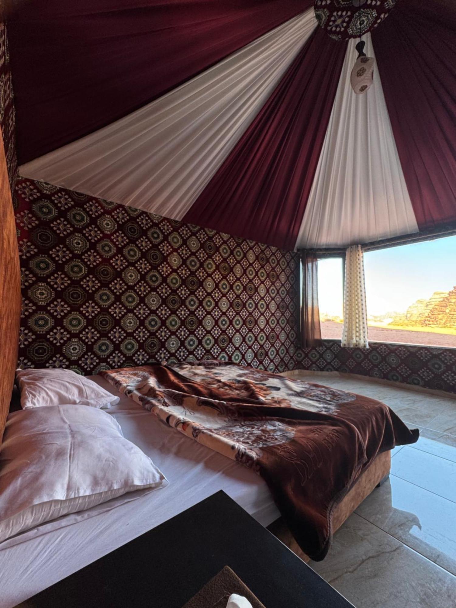 Wadi Rum Bubble Camp & Tour Luaran gambar