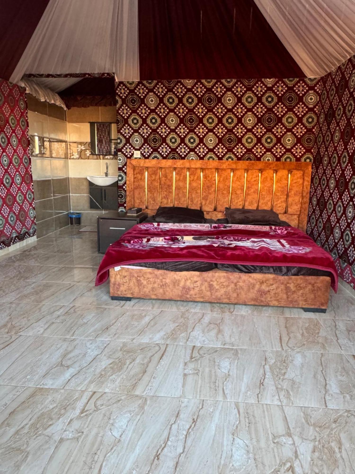 Wadi Rum Bubble Camp & Tour Luaran gambar