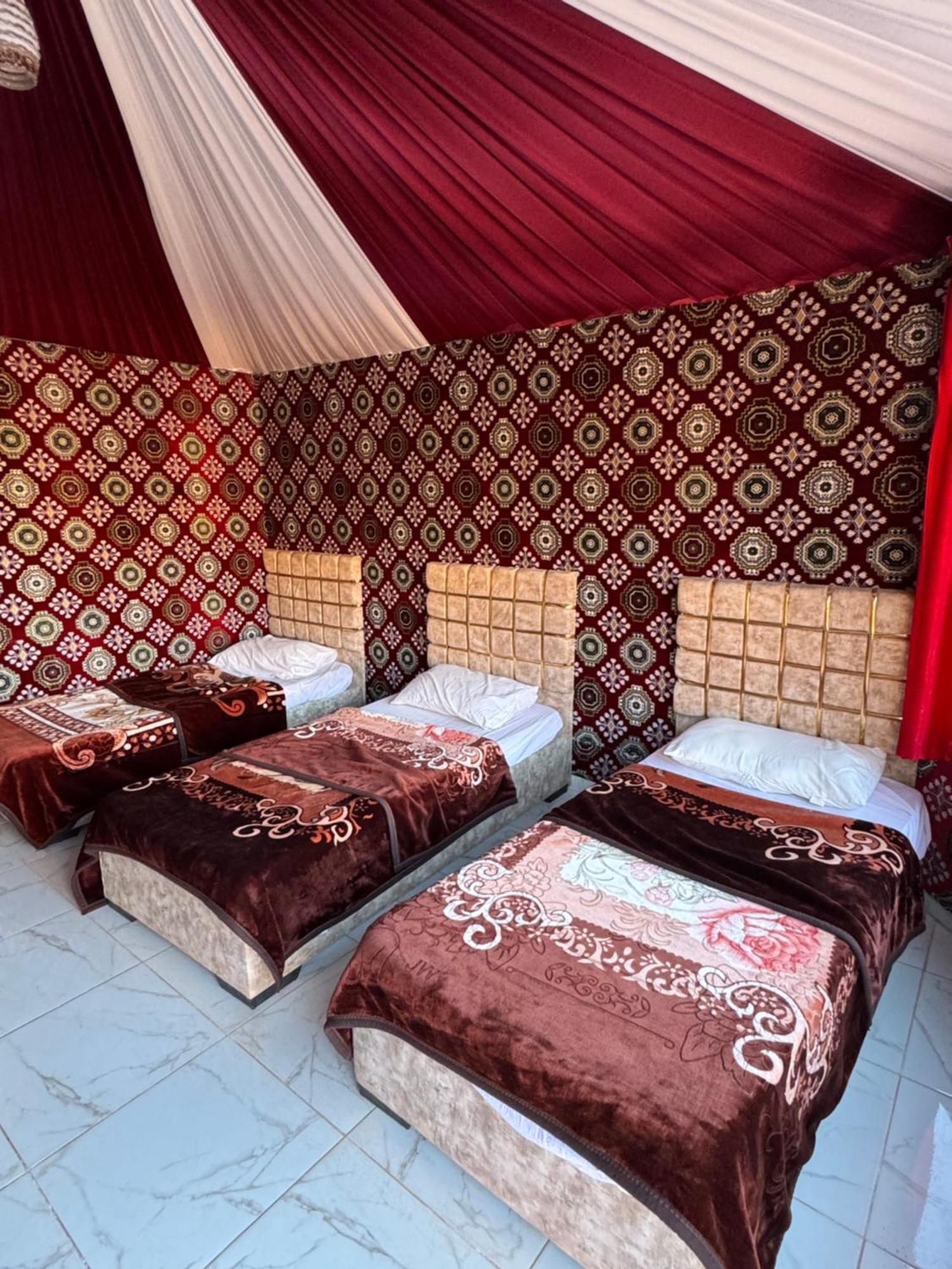 Wadi Rum Bubble Camp & Tour Luaran gambar