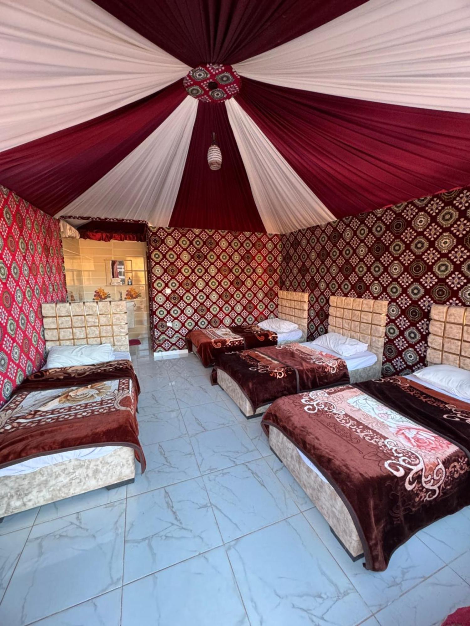 Wadi Rum Bubble Camp & Tour Luaran gambar