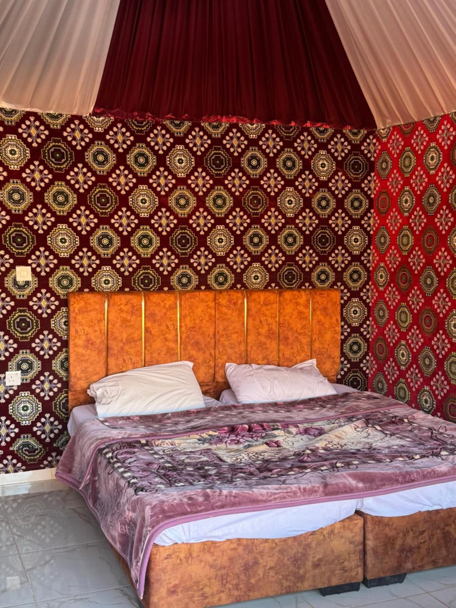Wadi Rum Bubble Camp & Tour Luaran gambar