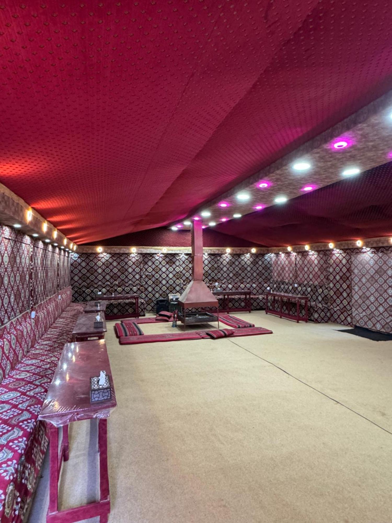 Wadi Rum Bubble Camp & Tour Luaran gambar