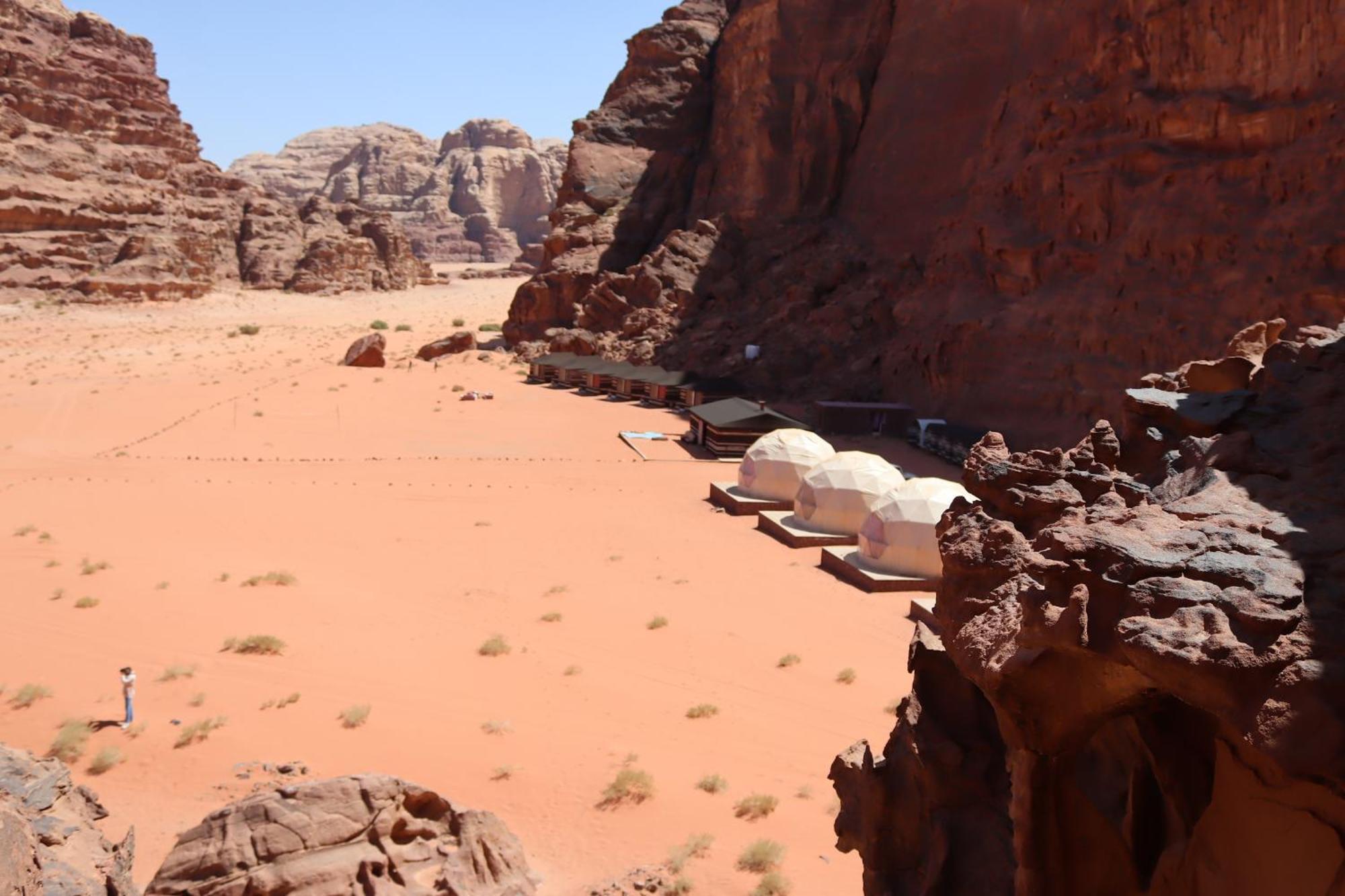 Wadi Rum Bubble Camp & Tour Luaran gambar