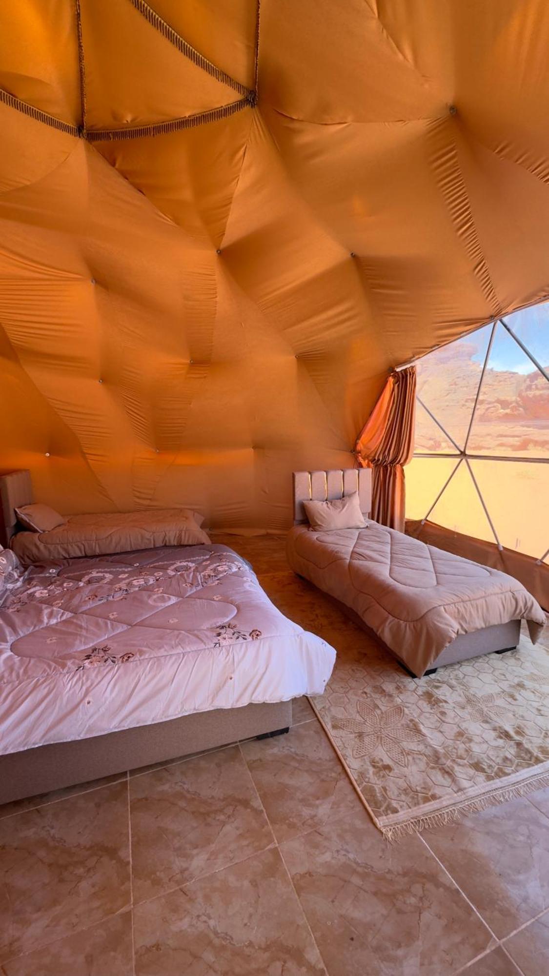 Wadi Rum Bubble Camp & Tour Luaran gambar
