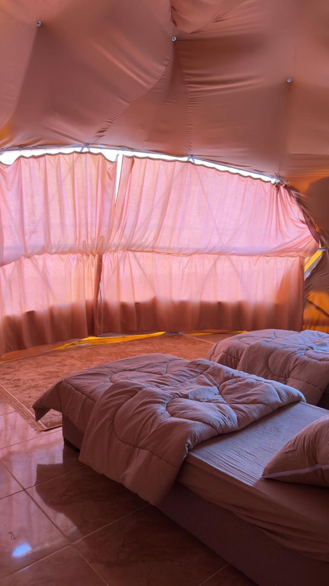 Wadi Rum Bubble Camp & Tour Luaran gambar