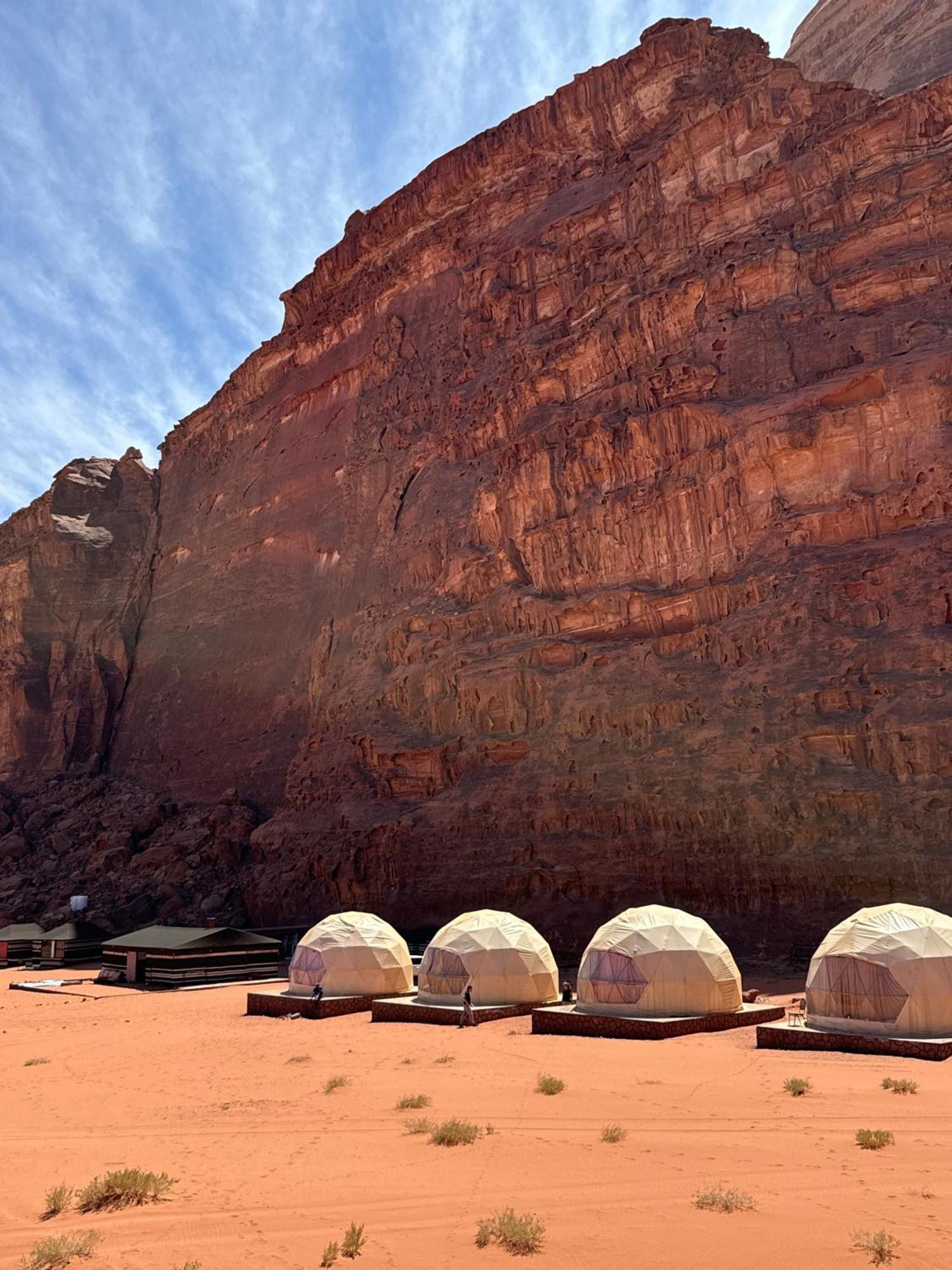 Wadi Rum Bubble Camp & Tour Luaran gambar