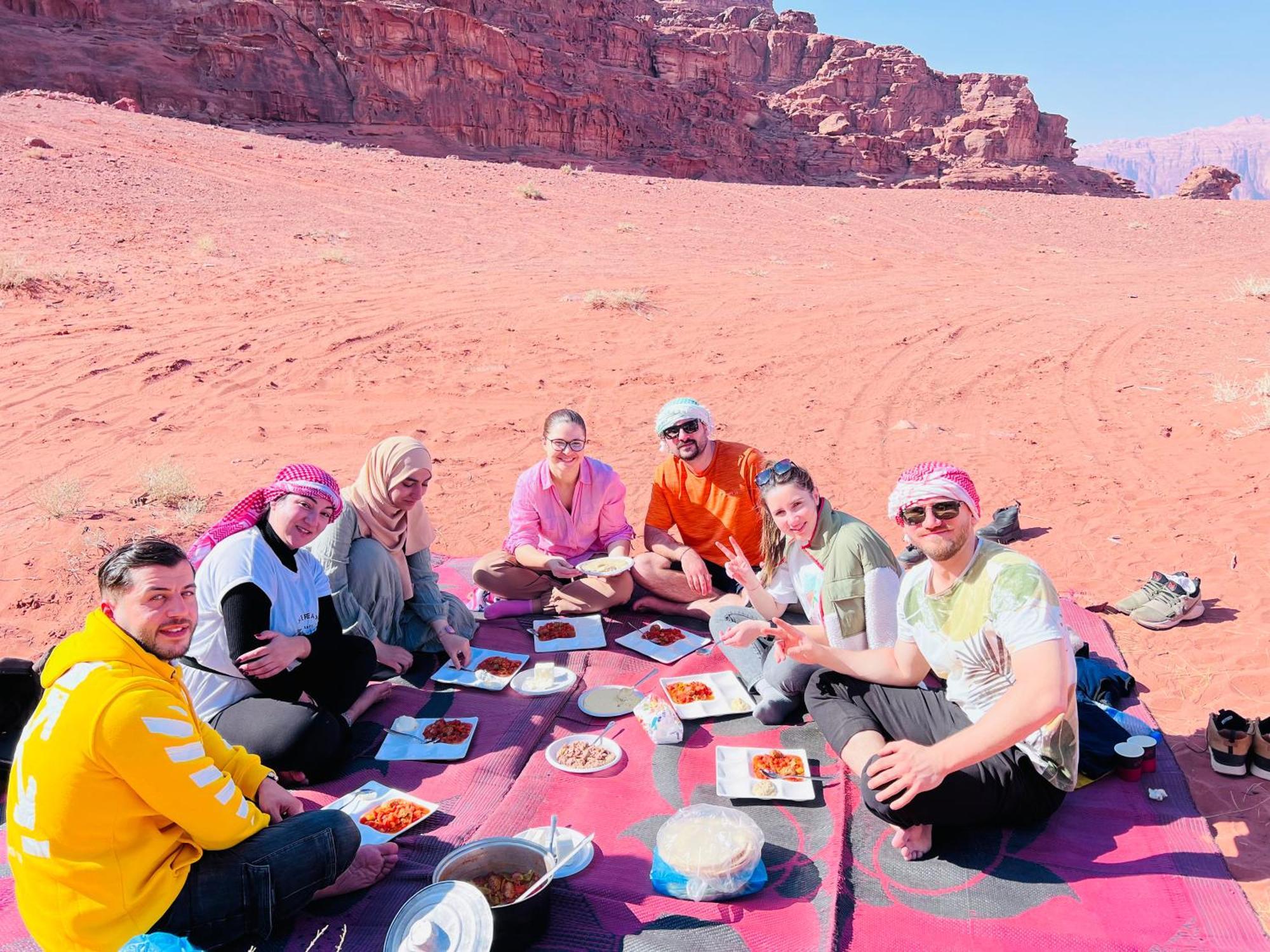 Wadi Rum Bubble Camp & Tour Luaran gambar